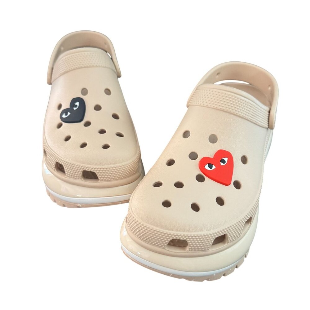 Crocs Classic Mega Crush Clogs Shitake With Accessories, Size M8/W10 WORN ONCE